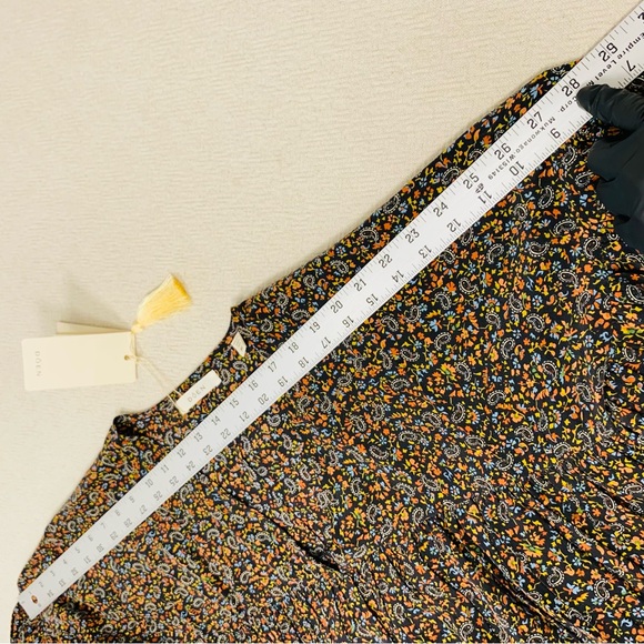 NWT DOEN Medium SAVONA Silk Top Blouse sz M Black Paisley Balloon Sleeve V-neck - Picture 7 of 14